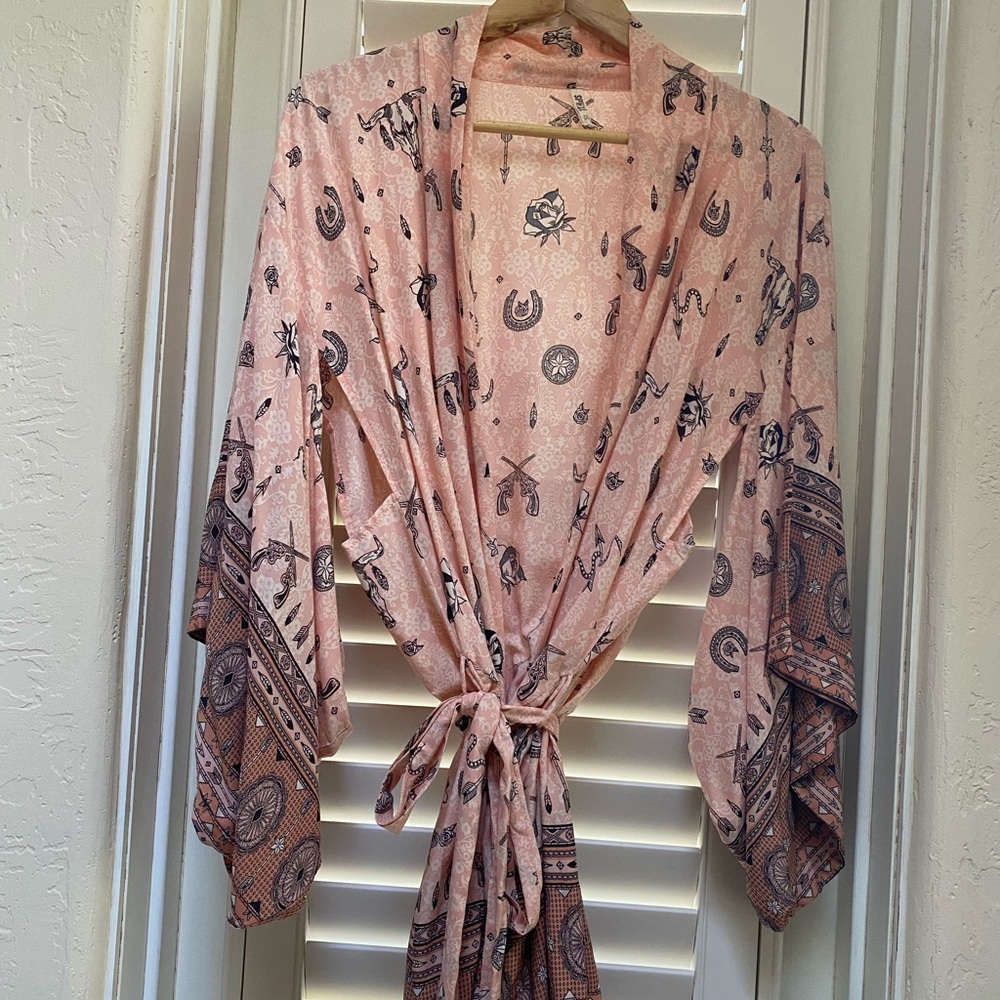 🦋Spell and The Gypsy Collective Tribal Kimono - Picture 7 of 14